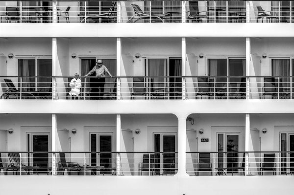 What Hidden Gems Can Be Explored in the UK for Curious Tourists?